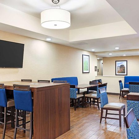 Comfort Suites Hanes Mall Winston-Salem Exterior photo