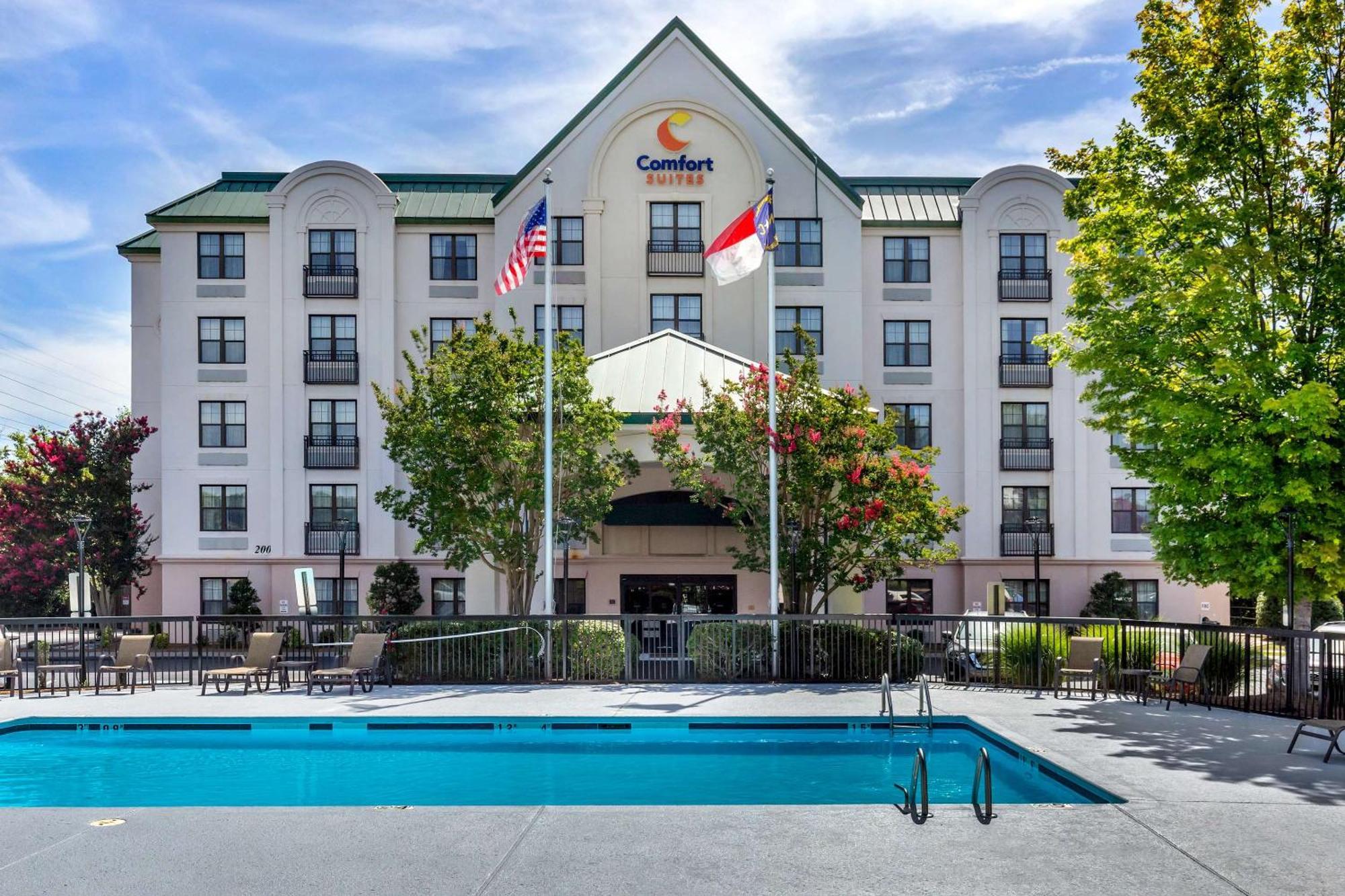 Comfort Suites Hanes Mall Winston-Salem Exterior photo
